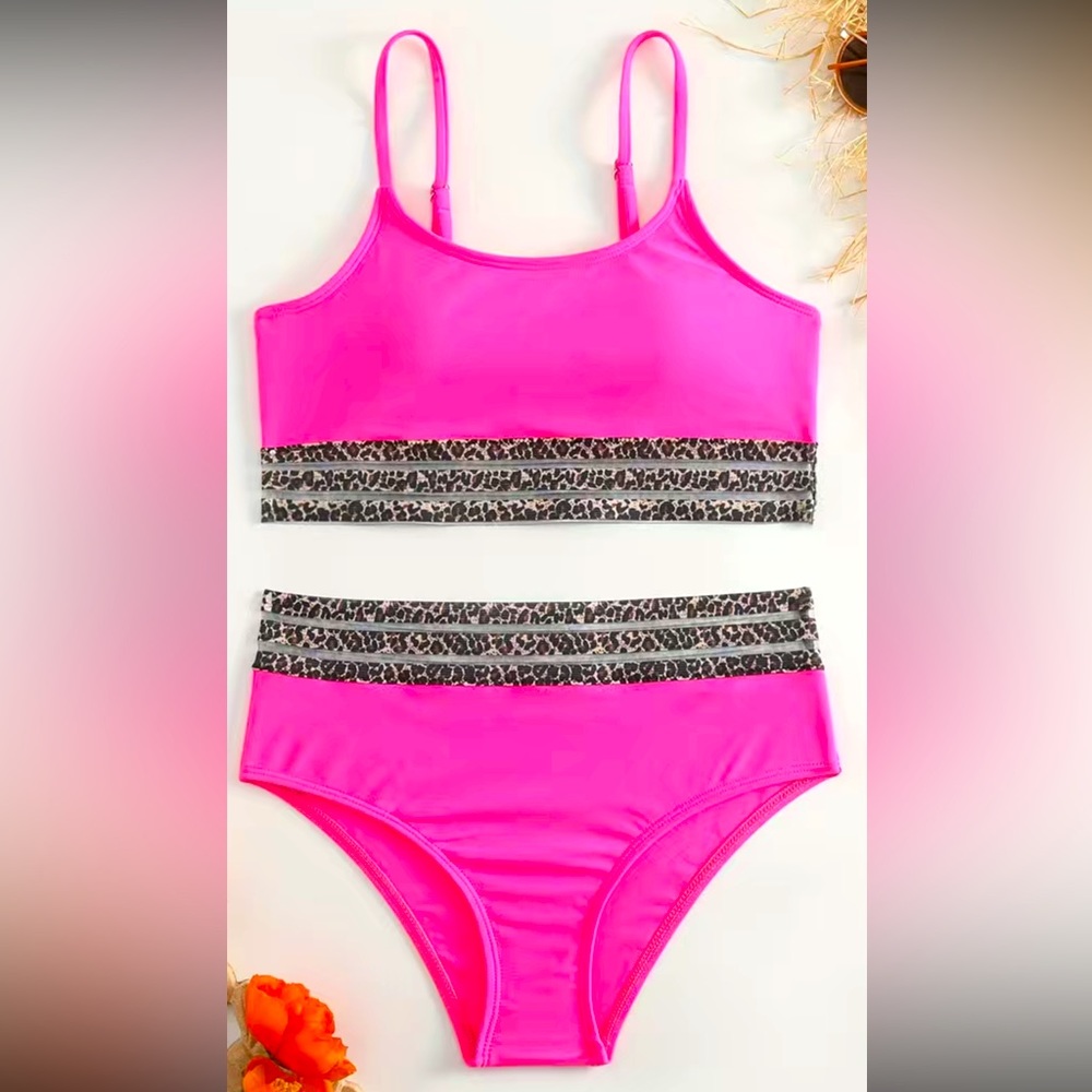 Cute pink and leopard swimsuit